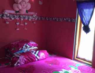 Kamar Tidur 2 Homestay Ibu Eti Geopark Ciletuh