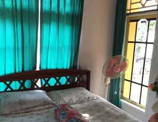 Kamar Tidur 2 Homestay Ibu Fenti Geopark Ciletuh