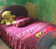 Bedroom 5 Homestay Ade Geopark Ciletuh