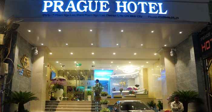 ภายนอกอาคาร Prague Hotel