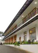 EXTERIOR_BUILDING Hotel Kawi Surapatha
