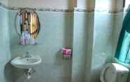 Phòng tắm bên trong 4 Bien Phong Hostel