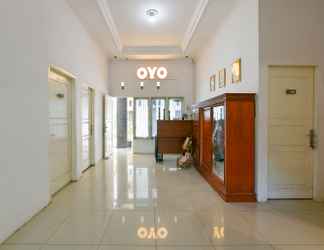 Lobby 2 OYO 1074 Homestay Rumah Puti