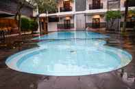 Swimming Pool Wisma Grand Kemala