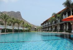Swimming Pool 3 P' Private Resort Cha Am