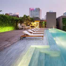 Swimming Pool 1 Ad Lib Bangkok, Kowitdhamrong School ホテル