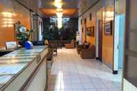 Lobby Familie Ayu Hotel - Garut City Center