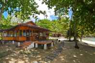 Lobby Murex Bangka Dive Resort