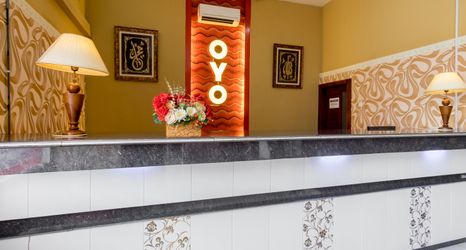 ロビー 2 OYO 615 Residence Puri Hotel Syariah