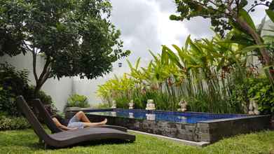 Kolam Renang 4 Villa Lavender