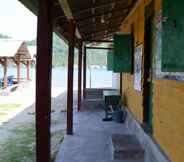 Lobby 3 Laguna Room at Pak Sarmin Homestay Kiluan 3 (MLY3)