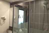 In-room Bathroom Check Inn Hotel Tawau