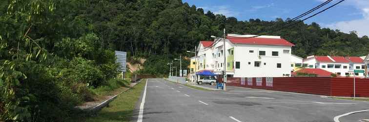 Lobby Monster Homes Pangkor