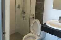 Toilet Kamar Hotel Mirage PD