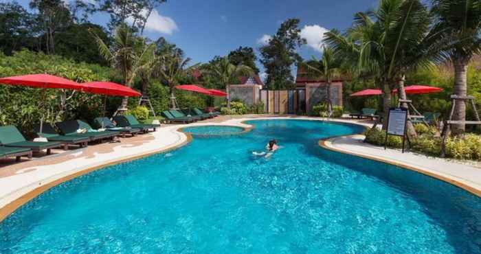 Kolam Renang Lanta Resort