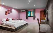 Kamar Tidur 2 The Guest Hotel 