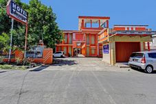 외관 Collection O 91489 Hotel Tanjung Permata