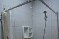 In-room Bathroom Primaesa Residence (Syariah Hotel)