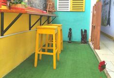 Bar, Cafe and Lounge 4 Rumah Teman