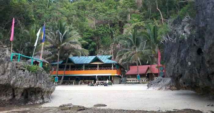 Lobi Turtle Cove Island Resort