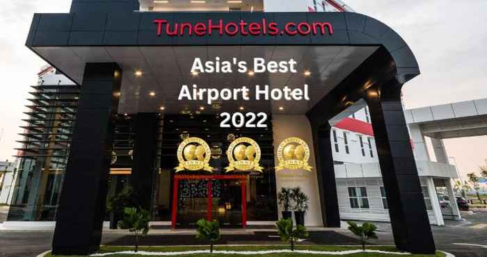 Luar Bangunan Tune Hotel KLIA-KLIA2, Airport Transit Hotel