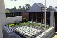 Exterior Villa Puncak Garuda C2 Batu by GHMTA