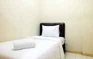 Bilik Tidur 2 2-BR Apartment Green Park View, Daan Mogot - Tower F Lt.11 Unit 1146 by Travelio