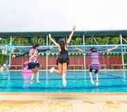 Swimming Pool 4 Suan Palm Resort