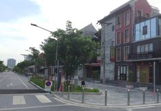 Nearby View and Attractions 4 Tenten Hostel