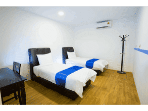 Kamar Tidur 4 Hard Rock VIP Guest House