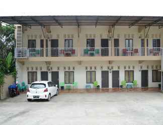 Exterior 2 Amien Guest House Syariah