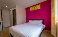 Kamar Tidur 5 U Plus Budget Hotel