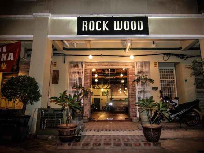 EXTERIOR_BUILDING Rock Wood Hotel