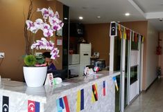 Lobi 4 City Garden Hotel
