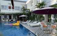 Kolam Renang 2 Vanda Hotel Phu Quoc