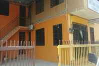 Exterior Rumah Rehat Seri Desa Losong (A)