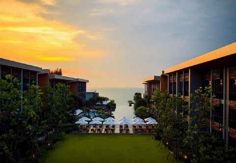 ภายนอกอาคาร Renaissance Pattaya Resort & Spa