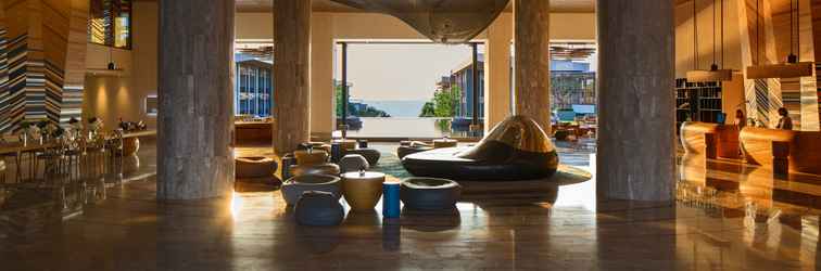 Lobby Renaissance Pattaya Resort & Spa
