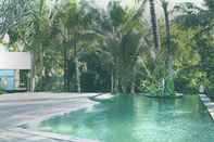 Swimming Pool Ubud Tropical