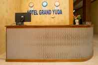 Lobi OYO 2181 Hotel Grand Yuda