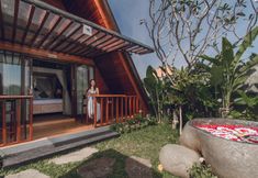 Phòng ngủ 7 Tri Dewi Residence by Pramana Villas