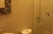 Toilet Kamar 4 Wismaya Homestay