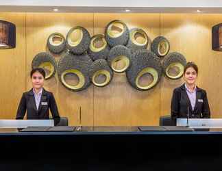 Lobi 2 Livotel Hotel Hua Mak Bangkok