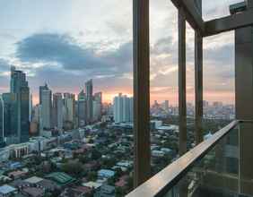 Nearby View and Attractions 4 5-Star Mystery Hotel in Makati