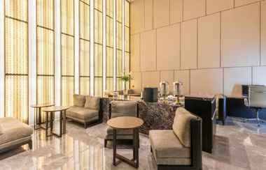 Lobby 2 5-Star Mystery Hotel in Makati