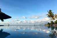Swimming Pool Palm Beach Resort & Spa Labuan