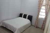 Bedroom Sitiawan Homestay - Clean, Spacious, Comfort