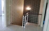 Common Space 6 Sitiawan Homestay - Clean, Spacious, Comfort