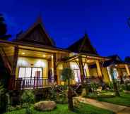Bangunan 7 Dusit Phuphaya Resort 