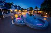 Kolam Renang TomangOh Vintage Resort